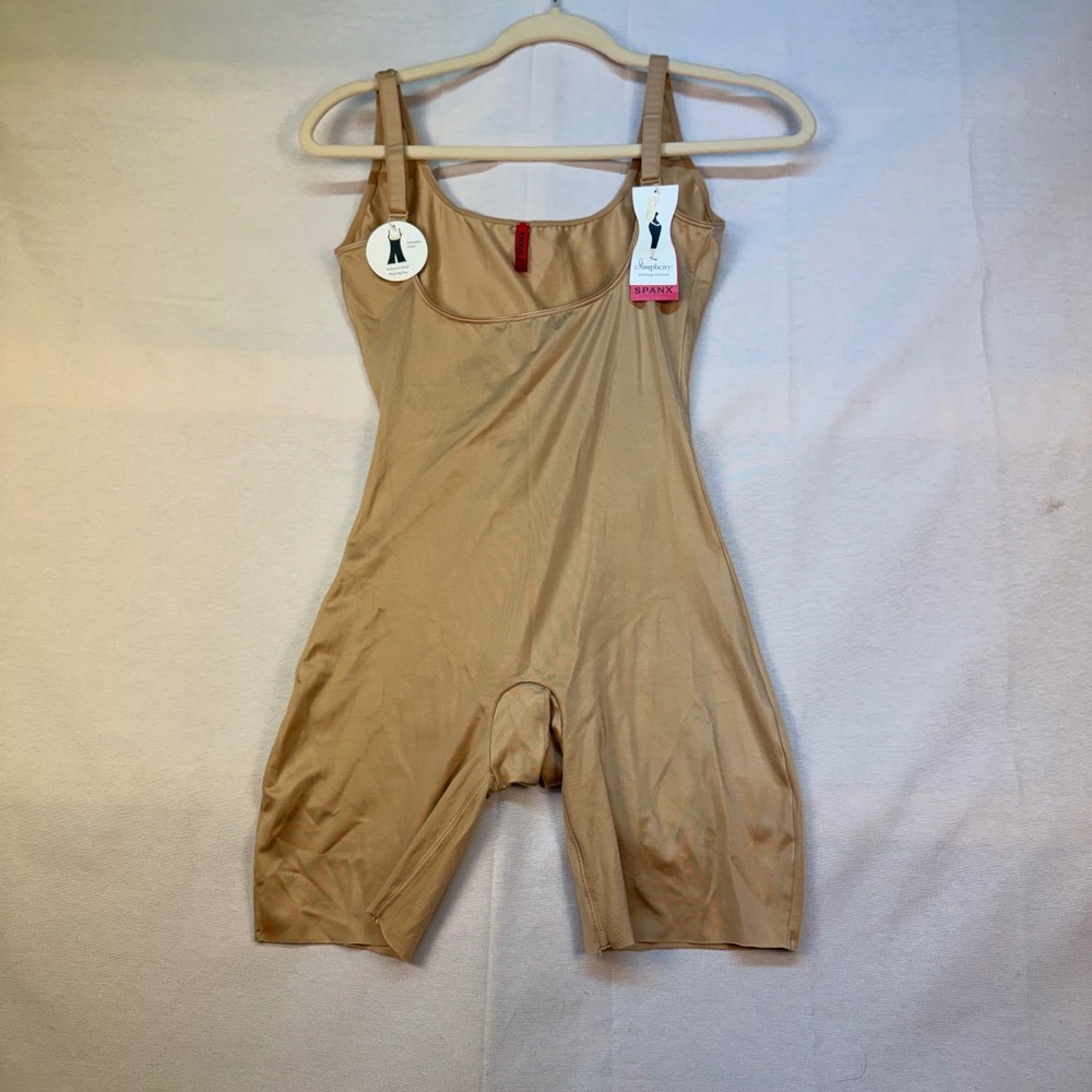 Spanx Slimplicity Slimming Essentials Bodysuit Nude Tan Adjustable Straps Medium